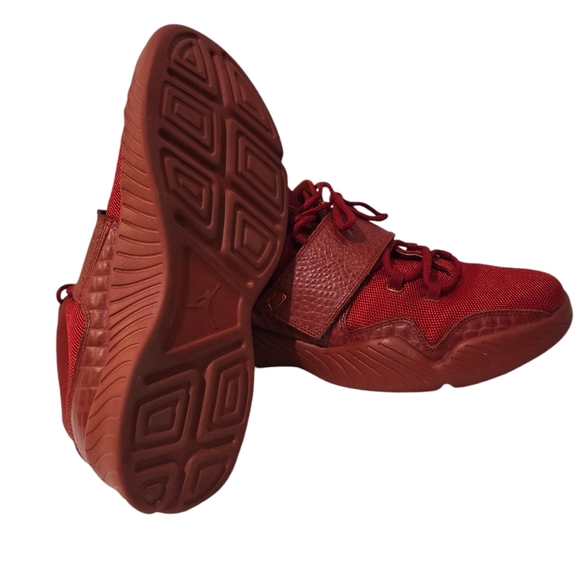 Jordan J23 Read Sneakers 13 - Picture 11 of 13